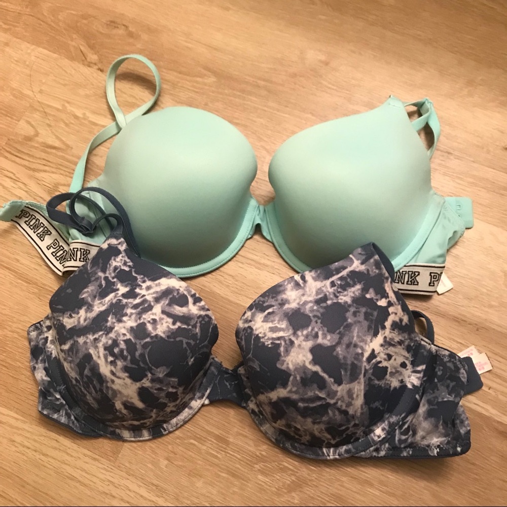 2 Victoria’s Secret PINK bras 32D